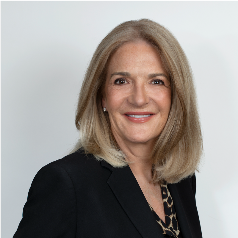 Portrait of Sarah Kennedy